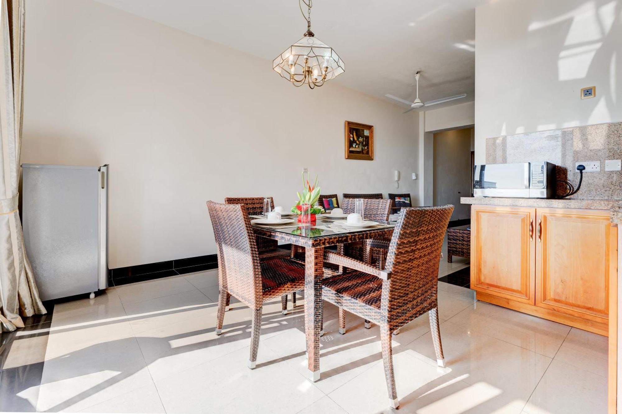 Pereybere Apartment With Breakfast And Private Balcony Pereybere Beach Exterior foto